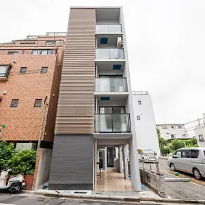 new-cozy-apt-located-on-the-japanese-local-shopping-street.alltokyohotels.com/