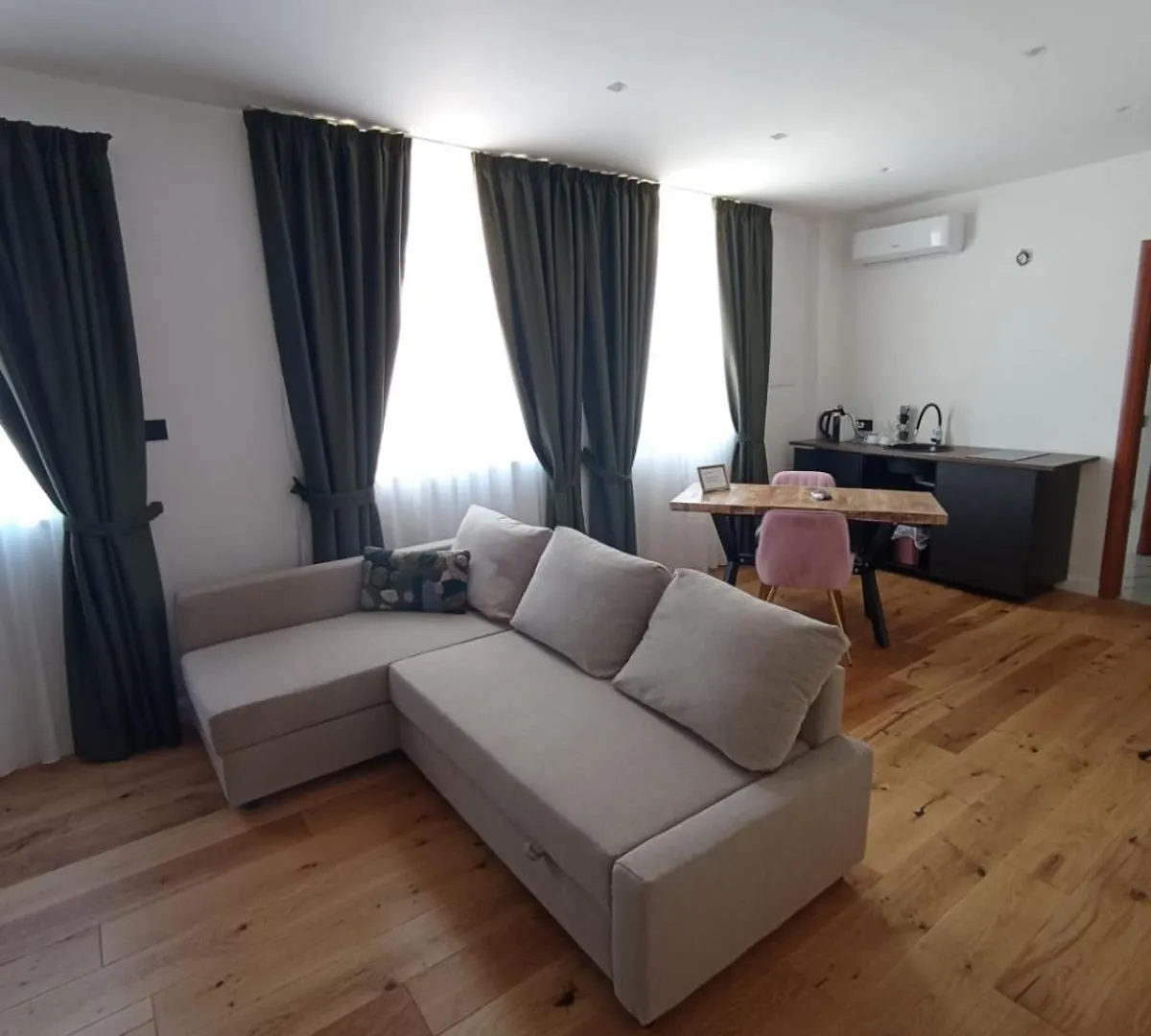 President Plaza Vip Suite Spa By Babylon Stay Naples Apartment